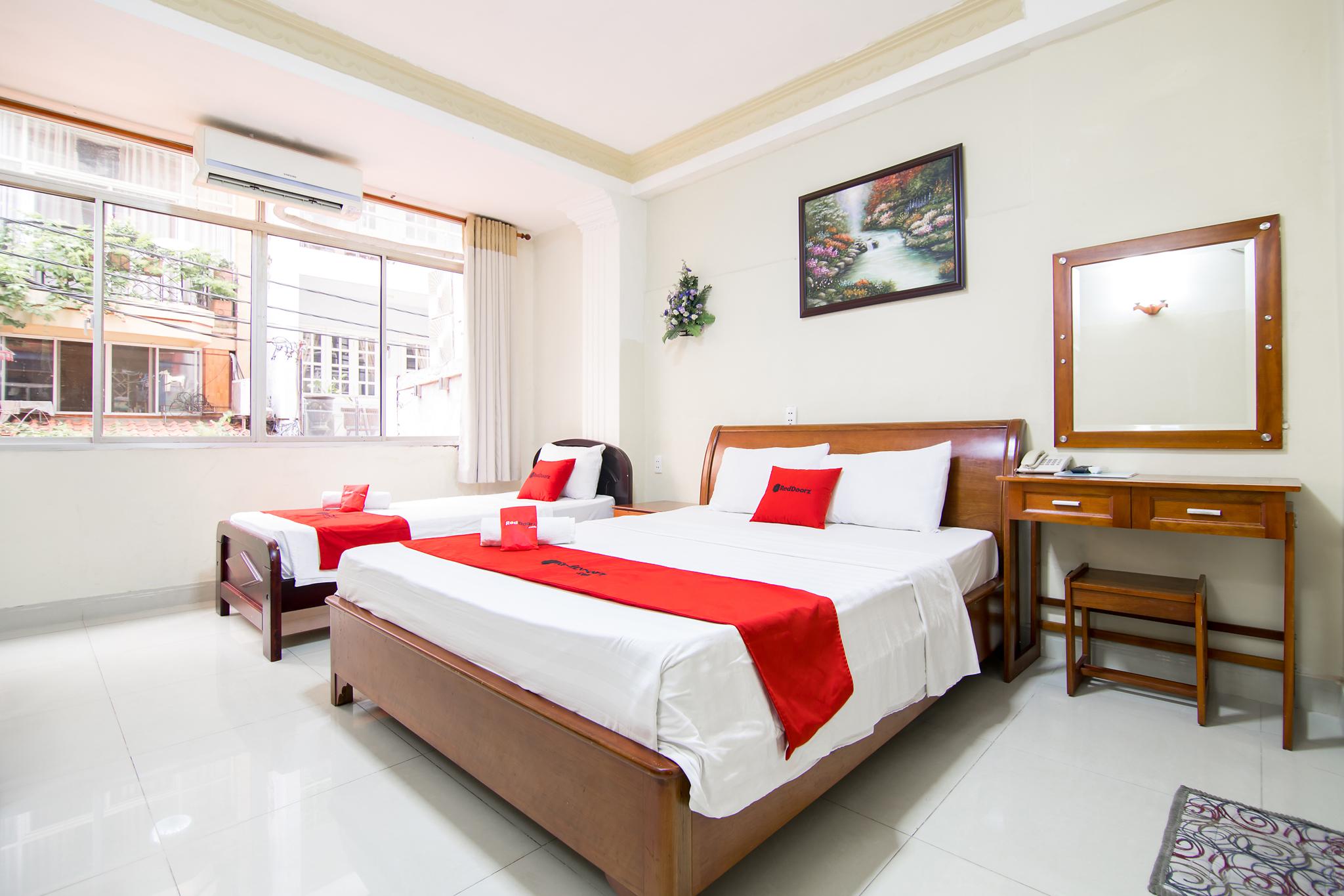 Hotel Reddoorz @ Pham Ngu Lao 2 3*